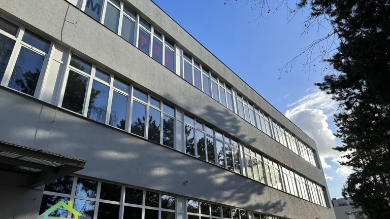 Pronájem skladu 527 m2, Praha - Čakovice, ev.č. 00721