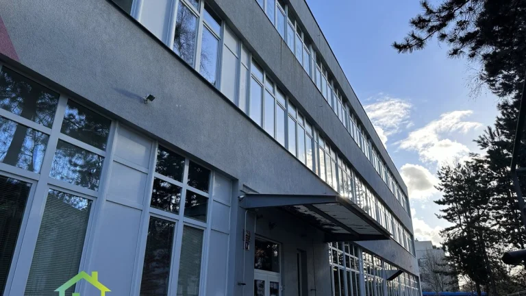 Pronájem výrobní haly 854 m2, Praha - Čakovice