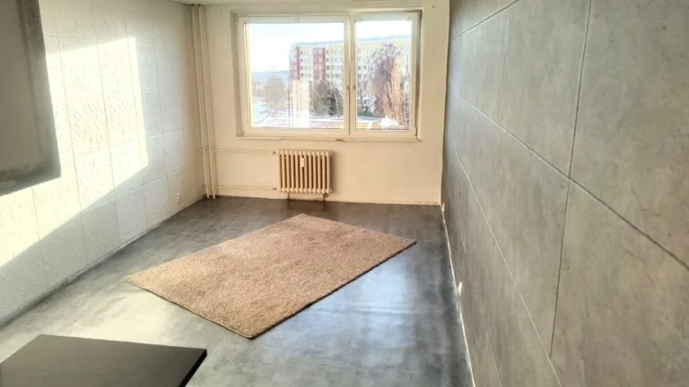 Pronájem bytu 2+kk 40m², ul. Fr. Malíka, blok 734, Most