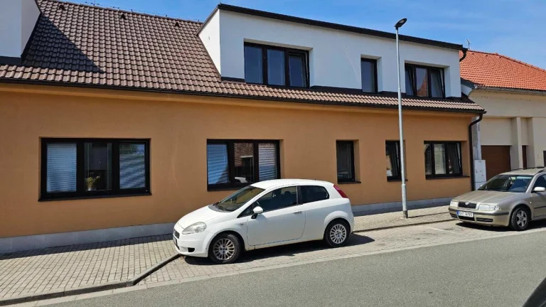 Pronájem bytu 1+kk, 35 m2 Chlumec nad Cidlinou