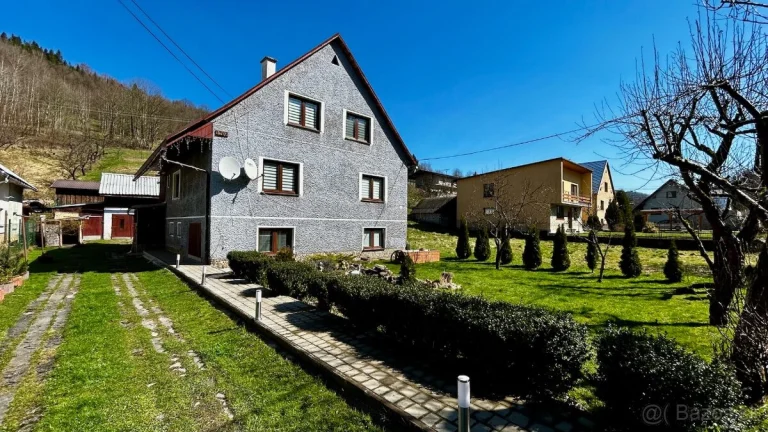 Priestranný rodinný dom v Oščadnici