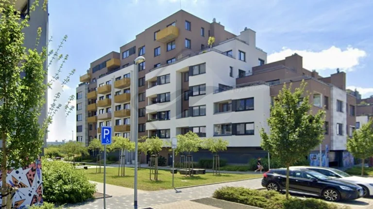 Prodej bytu 1+kk 42 m²