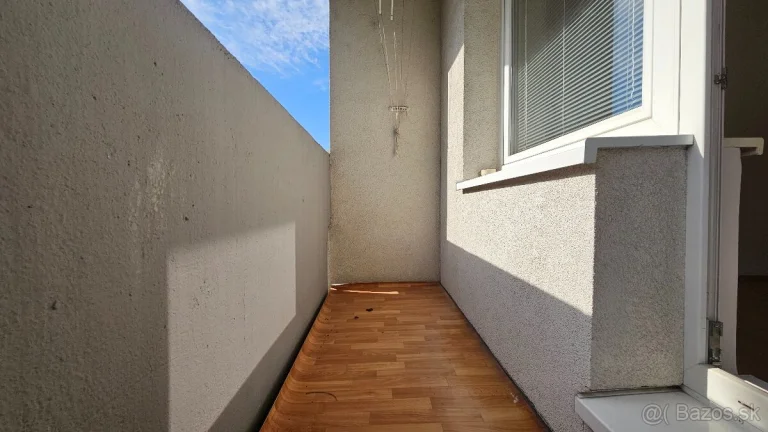 REZERVOVANÉ Predaj 1 izbový byt Nitra - Janka Kráľa, 37 m2