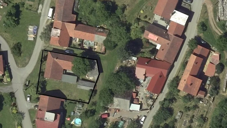 Uhřice, RD 5+1, garáž, zahrada, sklep – rodinný dům