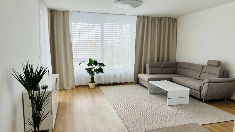 Cukrovar - Luxusný 3 izbový byt
