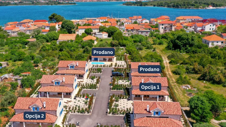 Vilky v Chorvatsku u moře
