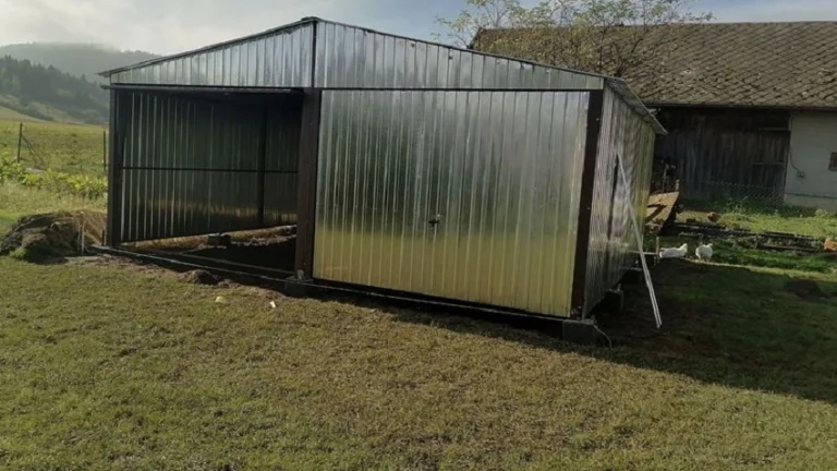 MONTOVANÁ PLECHOVÁ GARÁŽ 6 x 5m