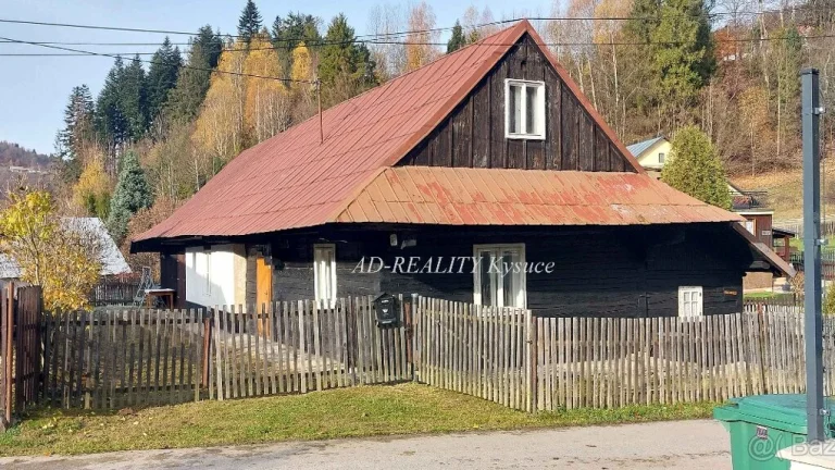 Útulná drevenica vo výbornej lokalite obce Oščadnica