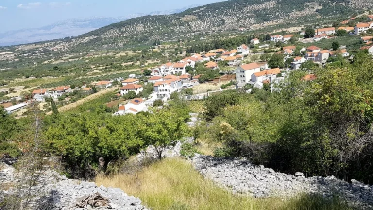 Stavební pozemek / Chorvatsko / Brač
