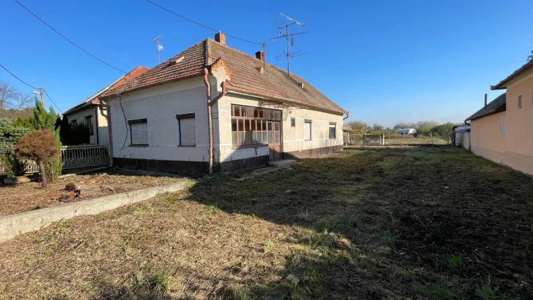 Na predaj rodinný dom v obci Čiližská Radvaň