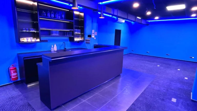 Pronájem obchodní prostory, 99 m2 - Znojmo, ev.č. 01700