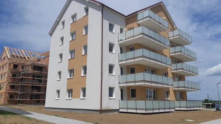 HĽADÁM NOVOSTAVBU 2 IZB.BYTU V PEZINKU