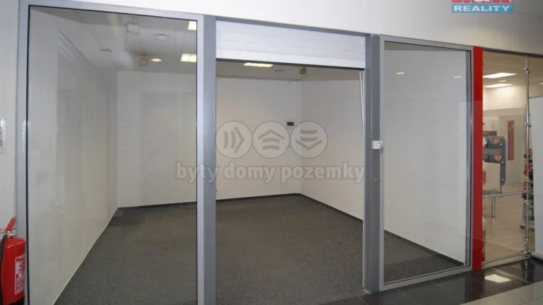 Pronájem obchodu, 20 m2, Ostrava, Masarykovo náměstí