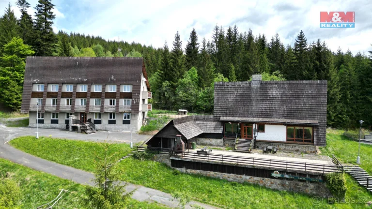 Prodej hotelu, penzionu, 900 m², Bílá