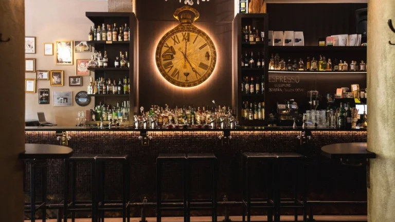 ZÁHIR BAR A KAVIAREŇ - ODSTÚPENIE PREVÁDZKY
