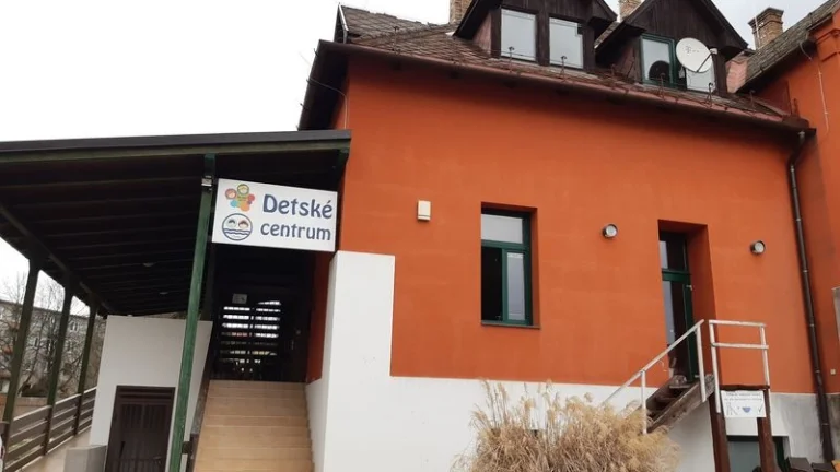 DRAŽBA-DETSKÉ VOĽNOČASOVÉ HERNÉ CENTRUM Č.S. 434 V ROŽŇAVE