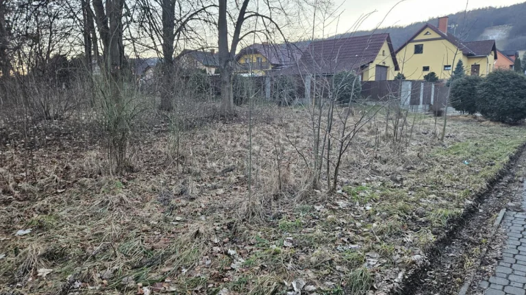Prodej pole, 1439 m², Odry