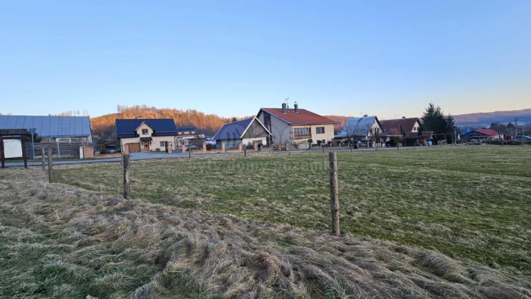 Prodej pole, 2113 m², Odry