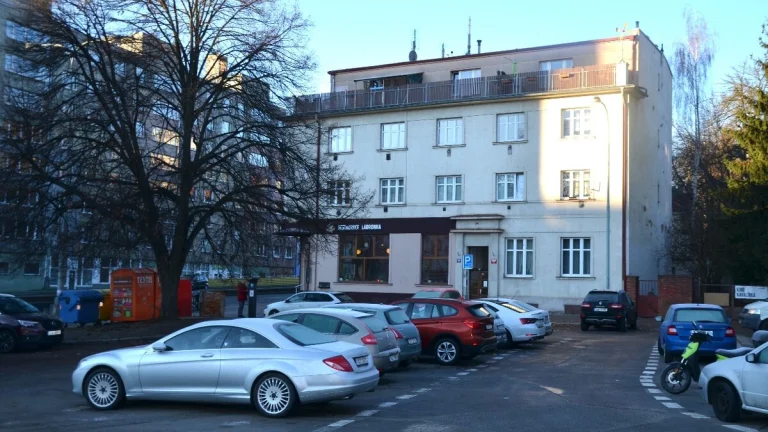 Pronájem bytu 2+kk, 56m2, cihla po REKO, Praha 5 - M Anděl