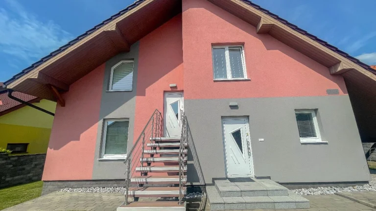 Ponuka prenájmu 4 izbového bytu v rodinnom dome, Spišská Nov