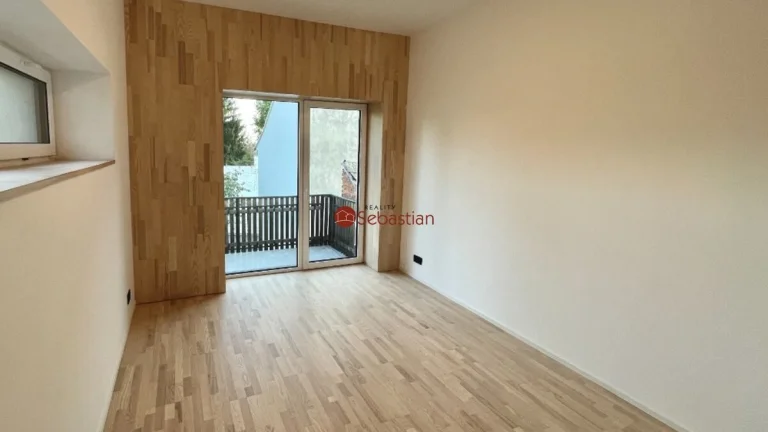 K pronájmu moderní byt 2+kk s balkonem, 32 m², Hořice, ul. S