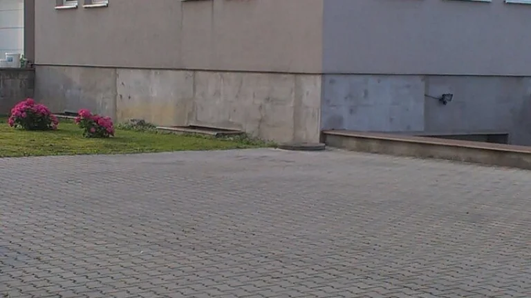 Dám do prenájmu parkovacie miesta v Žiline v centre