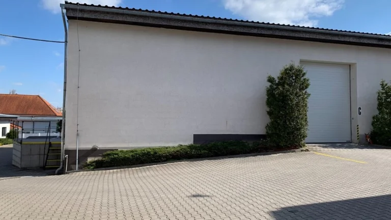 Pronájem skladové haly – Heřmanův Městec