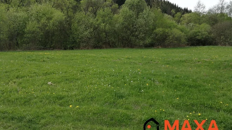 Pozemok 1744 m2 - Valaská