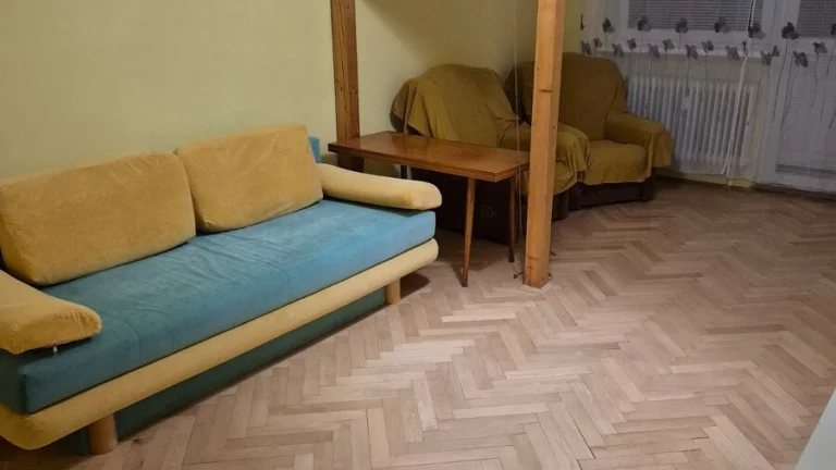 Zariadený 2 izbový byt v meste Holič