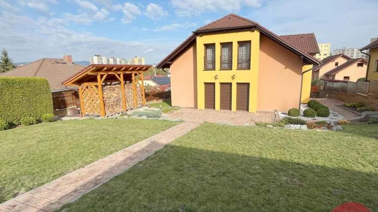 Prodej rod. domu 5+1, Štěříkova louka, Chodov