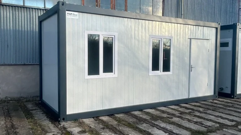 Obytný kontejner PMP o rozměru 2,4 x 6 m