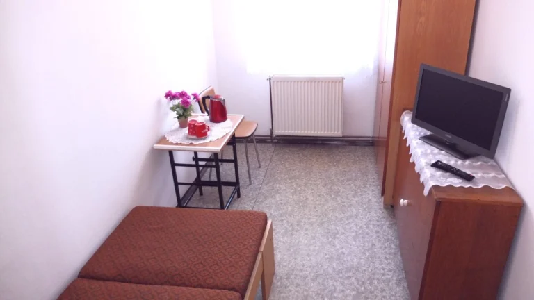 Pronájem samostatný pokoj LB