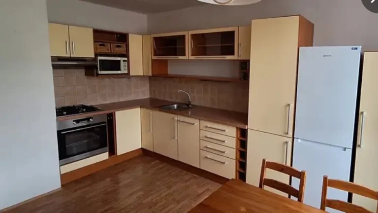 Byt 2+1 Vyškov s balkonem- pronájem