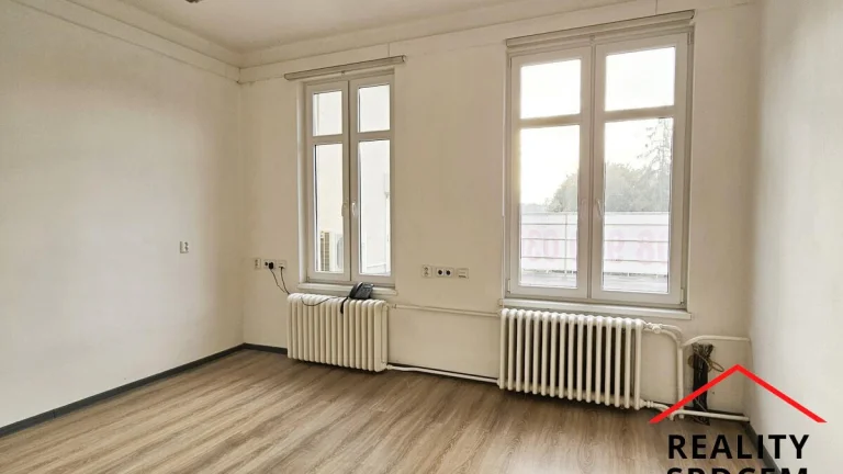 Pronájem kanceláře 19m2, ul. Poštovní, Karviná - Fryštát