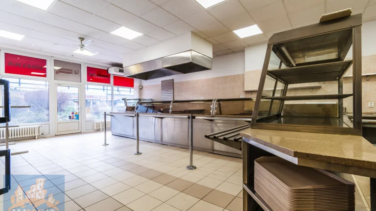 Pronájem komerčního prostoru - jídelna/bistro (66 m2), Praha