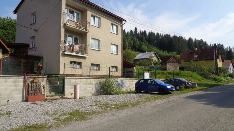 Prenájom dvojposchodového domu pre firmy - Čadca, Belajka
