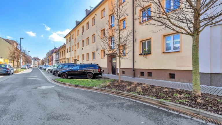 Moderní byt s klimatizací a parkovacím místem
