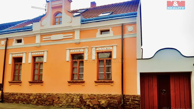 Prodej rodinného domu, 230 m², Dobříš, ul. 28. října