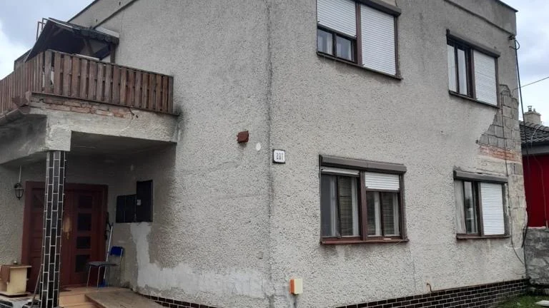 Poschodový rodinný dom Kovarce
