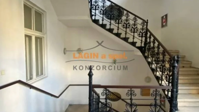 PRENÁJOM: kancelárie, Hlavná ul. KOŠICE