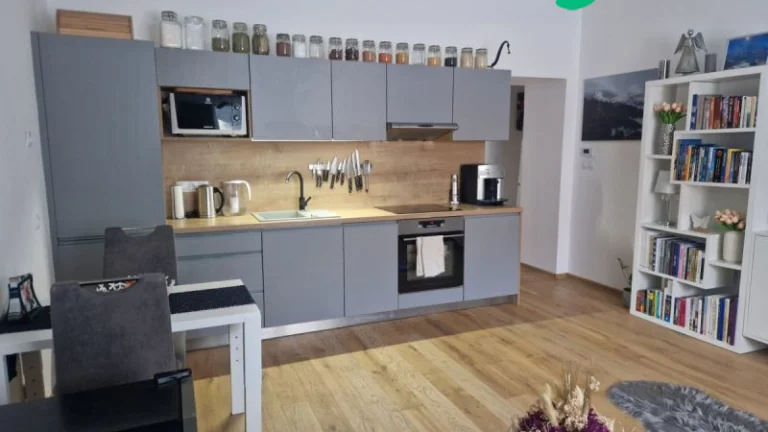 Prodej bytu 3+kk 64 m² Břeclav, Riegrova