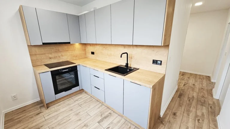 Pronájem moderního bytu 3+kk po kompletní rekonstrukci