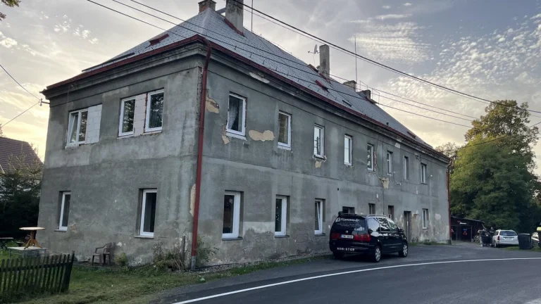 Bytový dům na prodej, Kerhartice