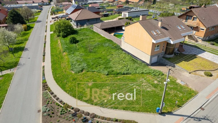 Prodej pozemku pro bydlení, 799 m2 - Šakvice, ev.č. 130064JV