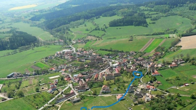 PRODEJ, NA ŠUMAVU 10 Km. 35+664 m2